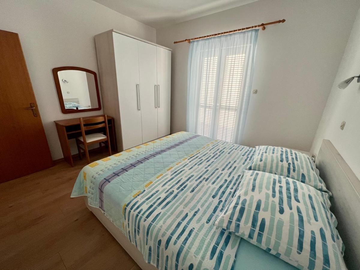 Apartments Villa Emilija Супетарска-Драга Экстерьер фото