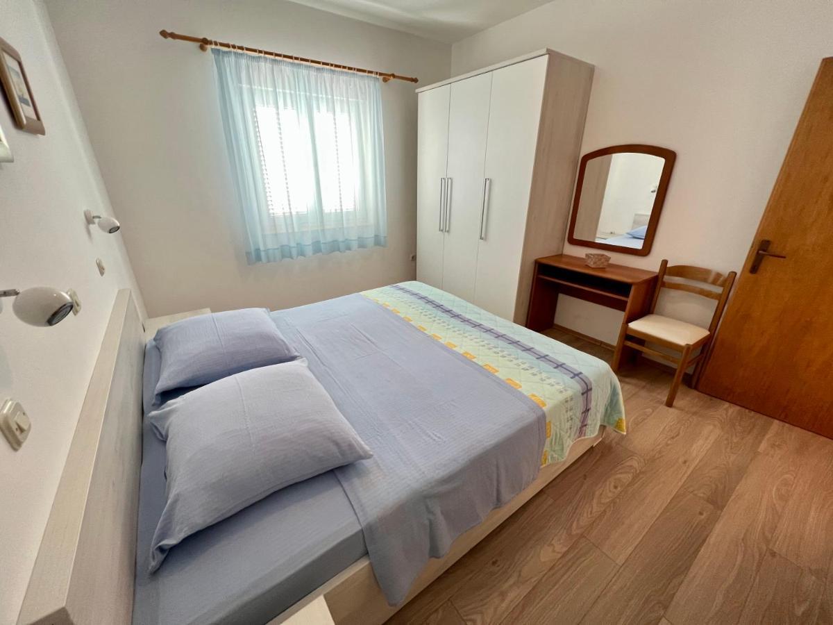 Apartments Villa Emilija Супетарска-Драга Экстерьер фото